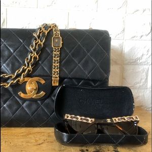 Authentic Chanel classic Chain  Sunglasses